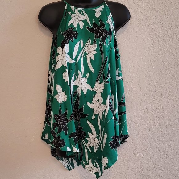 Green Floral Handkerchif Hem Blouse - Picture 1 of 8